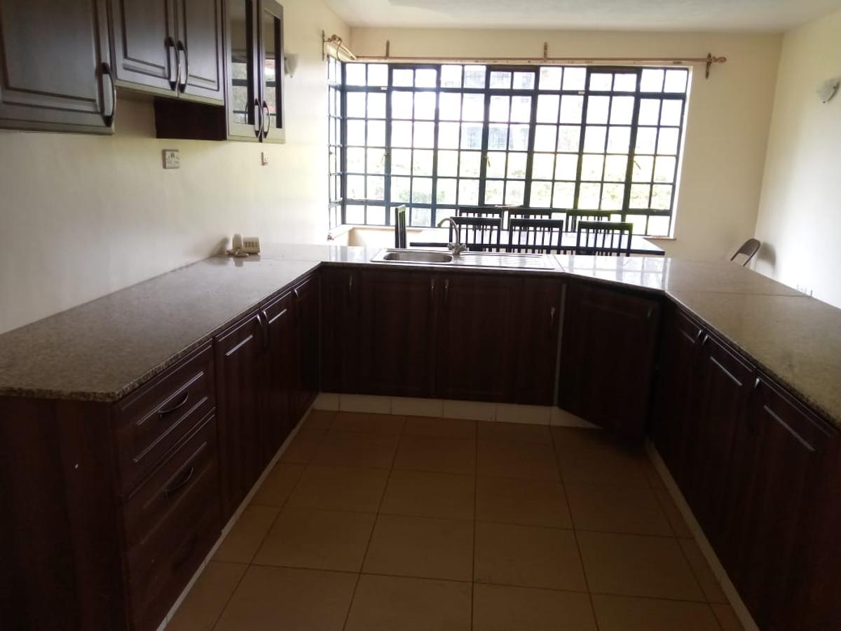 5 Bed Townhouse with En Suite in Kiambu Road - 15