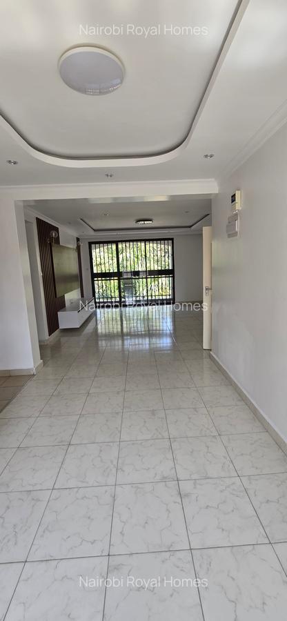 3 Bed Apartment with En Suite at Lavington - 8