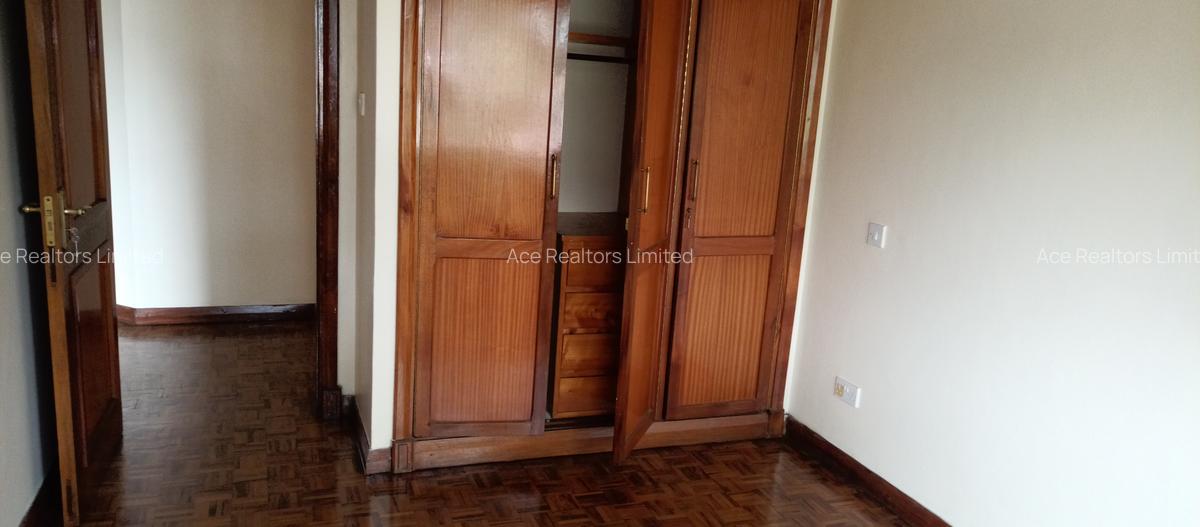 3 Bed Apartment with En Suite at Rhapta Road - 6