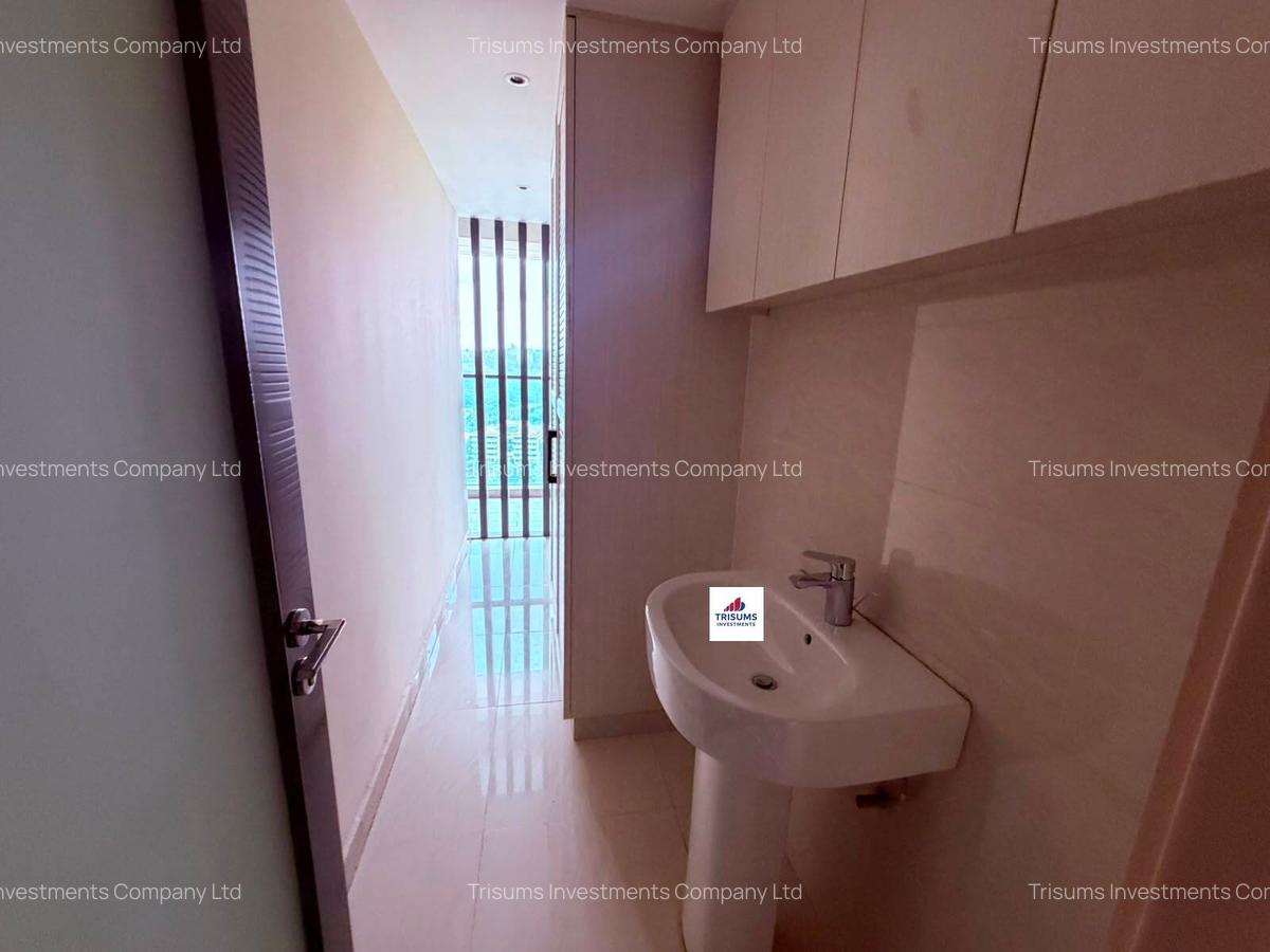 3 Bed Apartment with En Suite at Gtc - 14