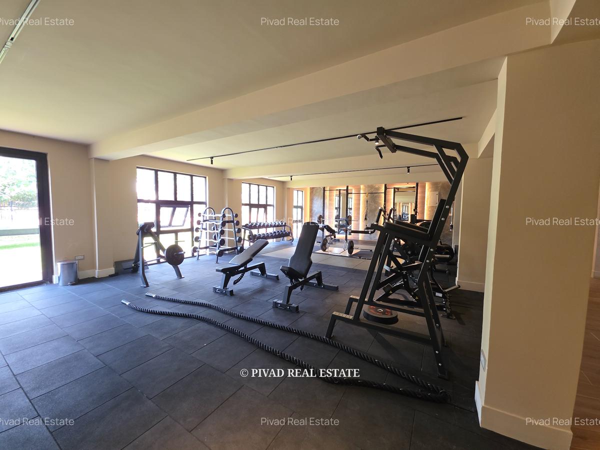 4 Bed House with Swimming Pool in Runda - 14