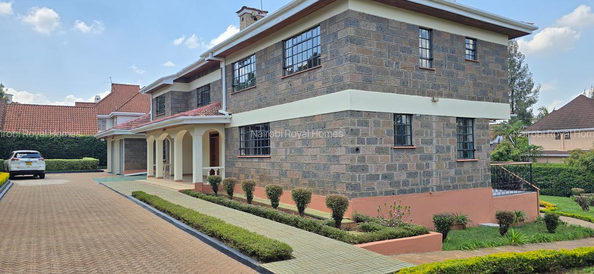 5 Bed House with En Suite at Runda Road - 2