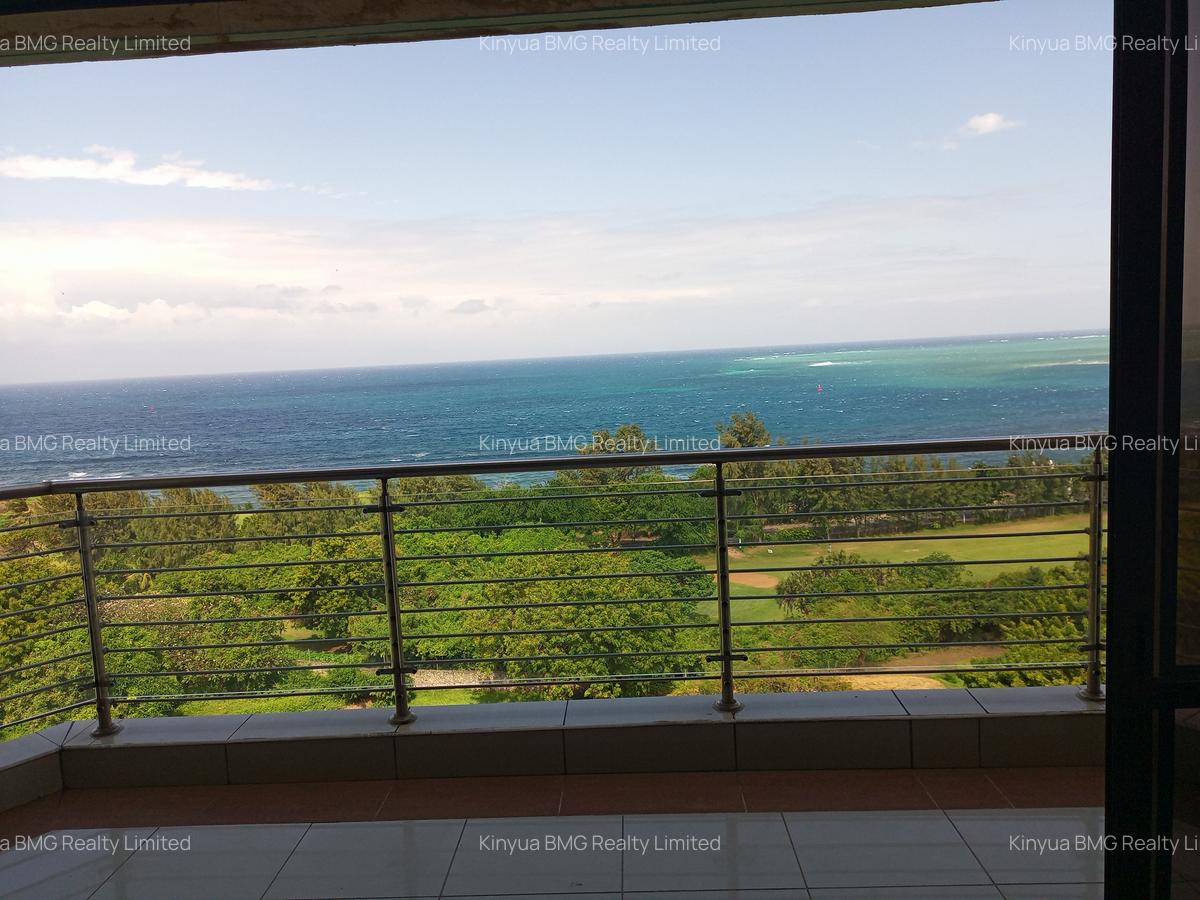 Serviced 3 Bed Apartment with En Suite at Kaunda Avenue - 3