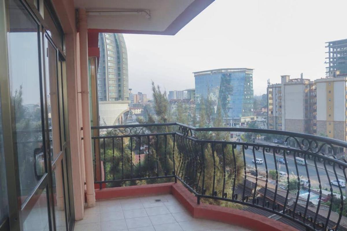 3 Bed Apartment with En Suite in Kilimani - 8