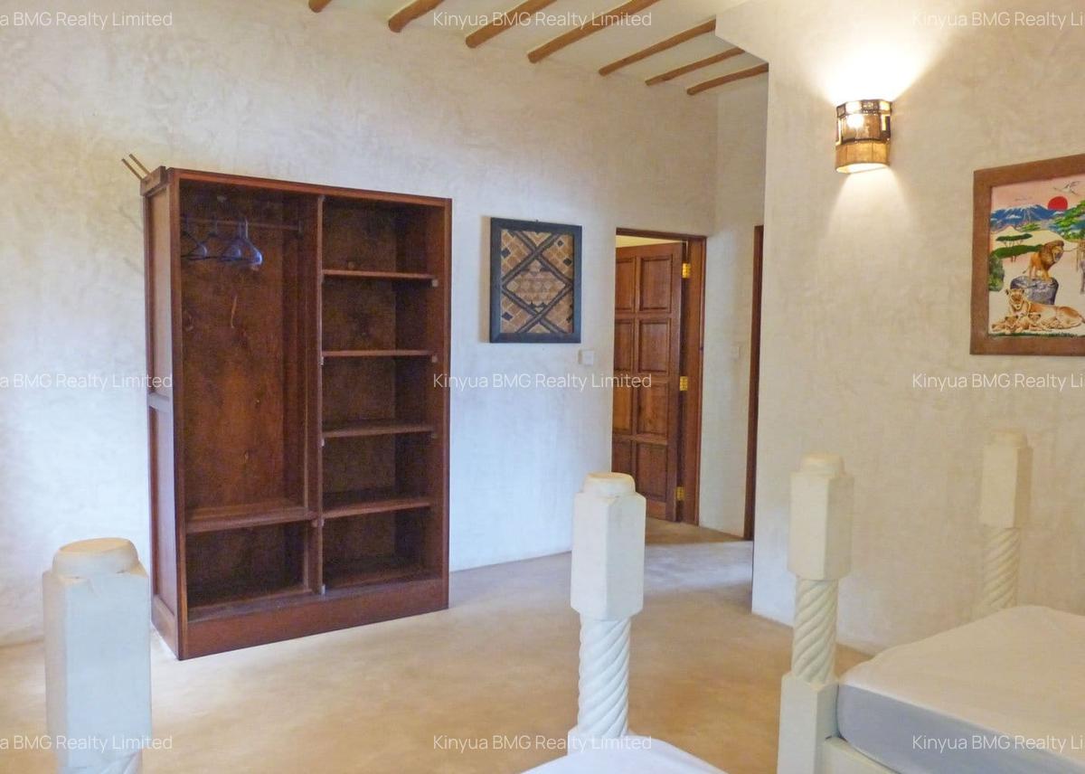 4 Bed Villa with En Suite in Watamu - 15