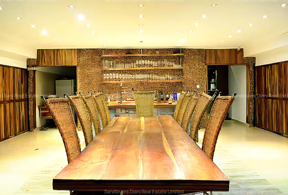 5 Bed Villa with En Suite in Diani - 8