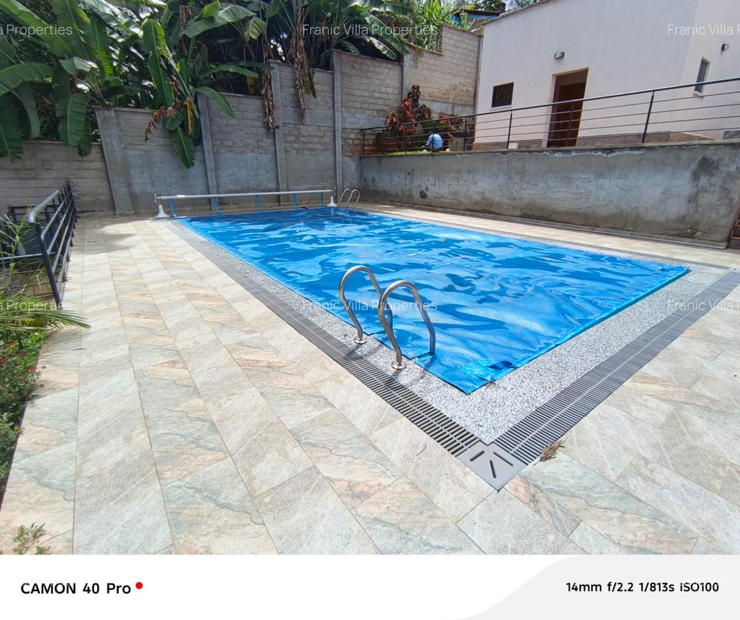 5 Bed House with En Suite at Loresho Crescent - 6