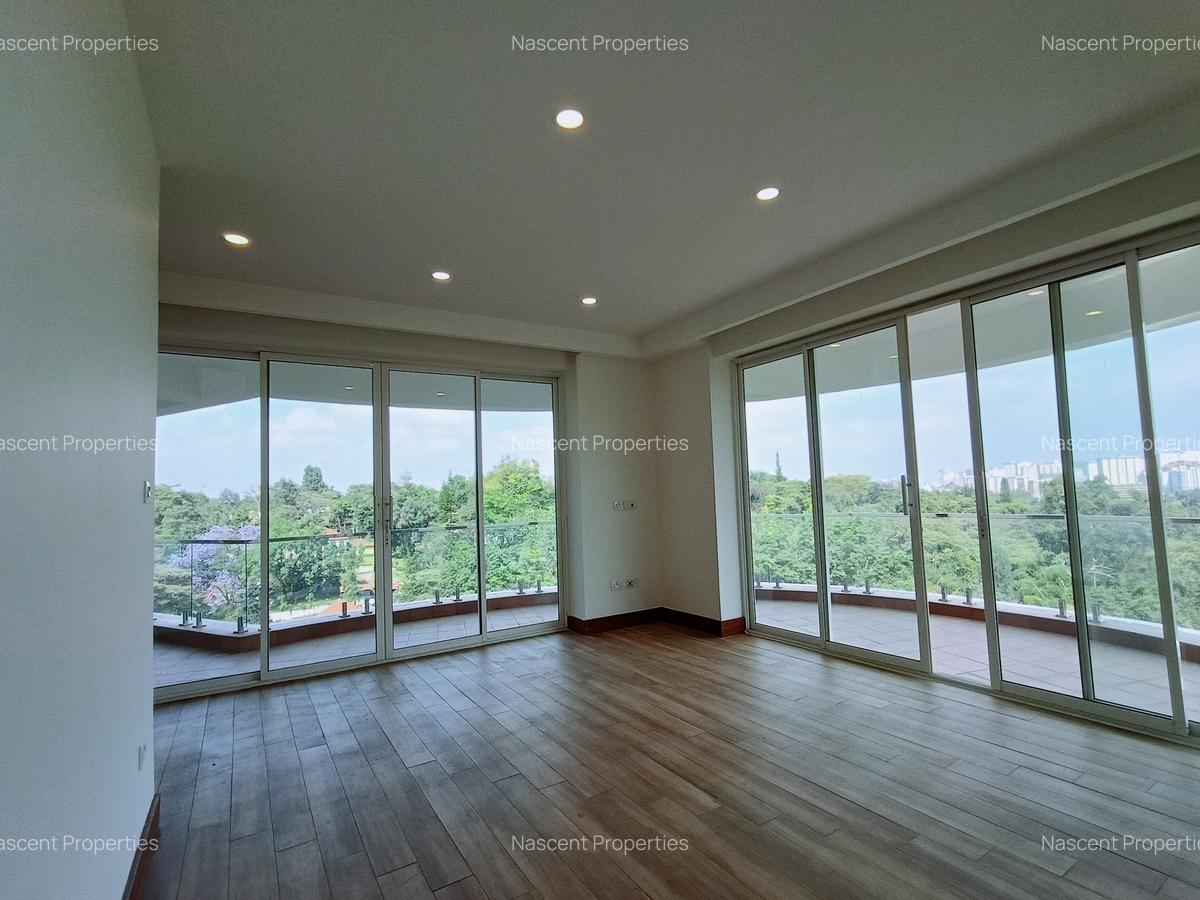 3 Bed Apartment with En Suite in Westlands Area - 12