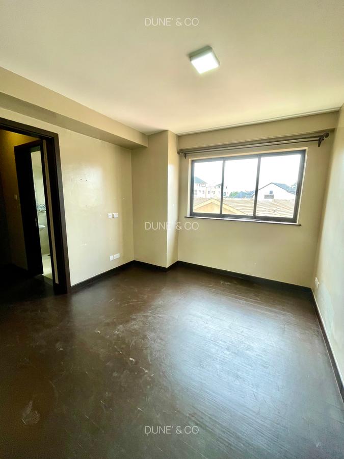 4 Bed Apartment with En Suite in Lavington - 16