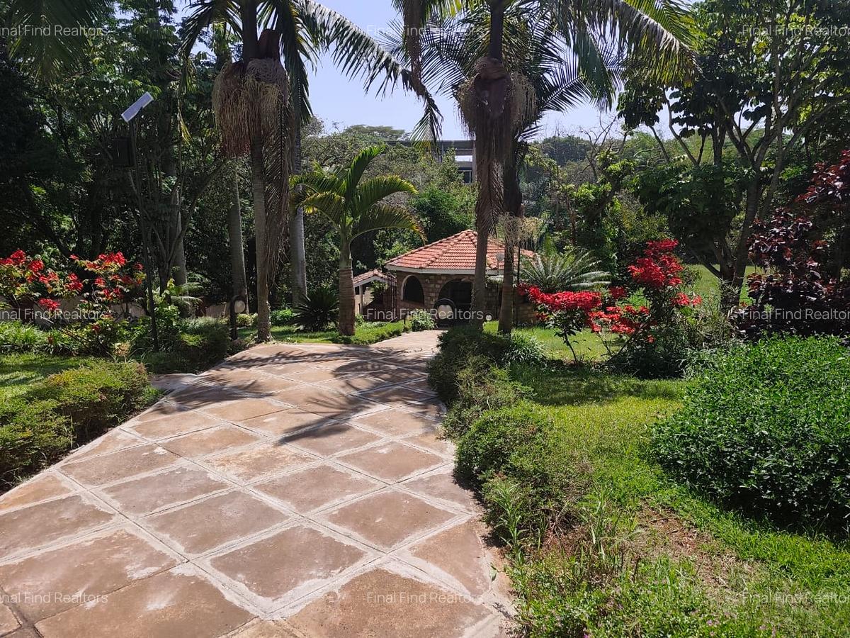 6 Bed House with Staff Quarters in Runda - 4