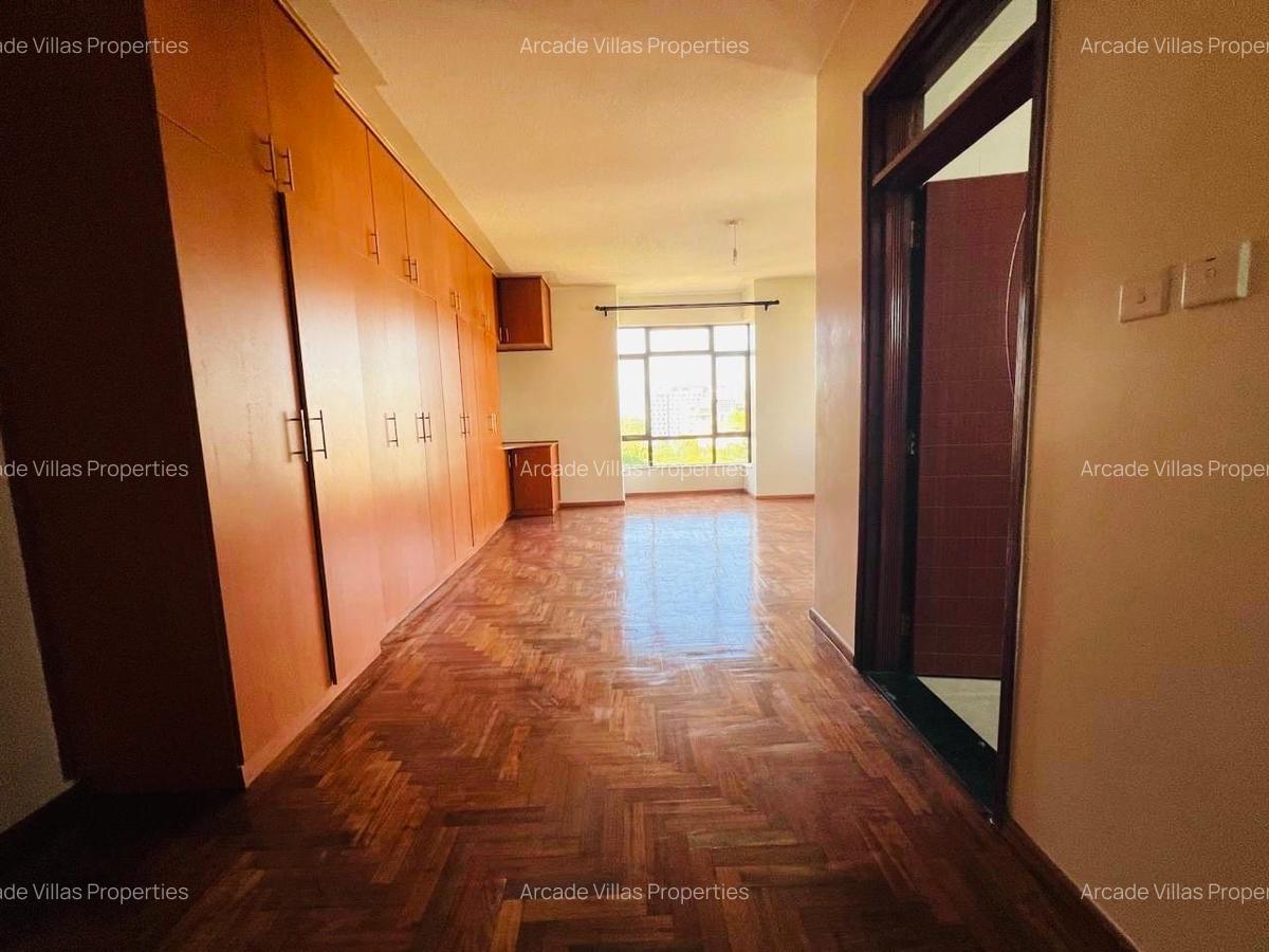 3 Bed Apartment with En Suite in Kilimani - 9