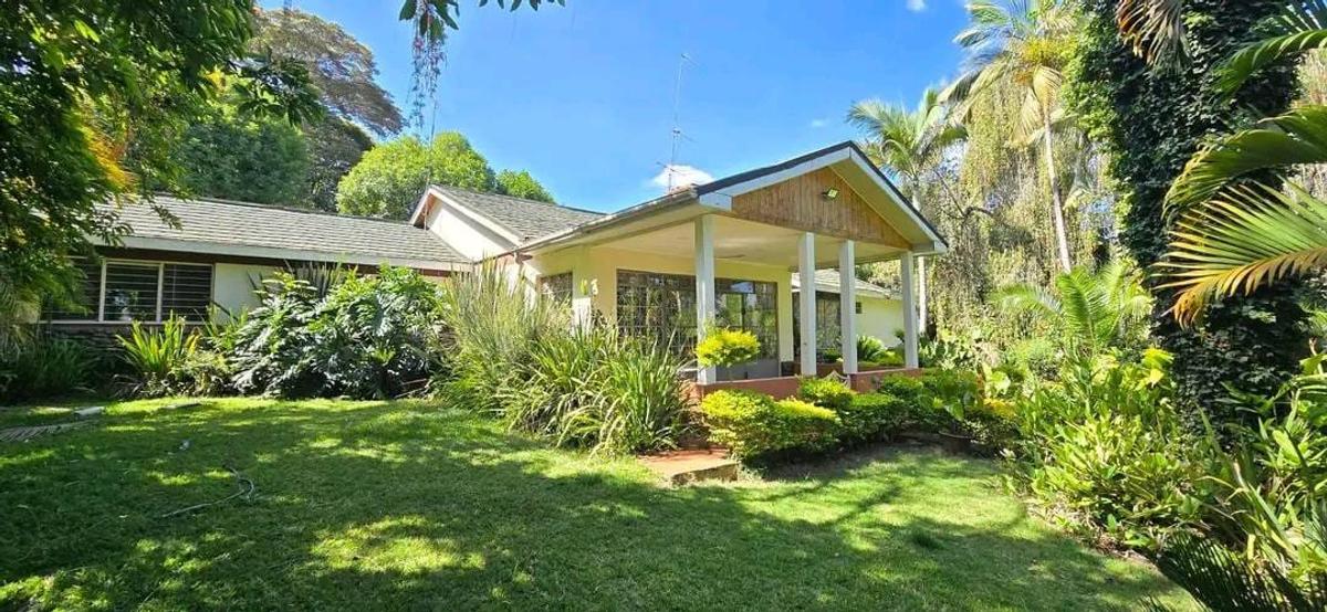 5 Bed House with En Suite in Loresho - 1