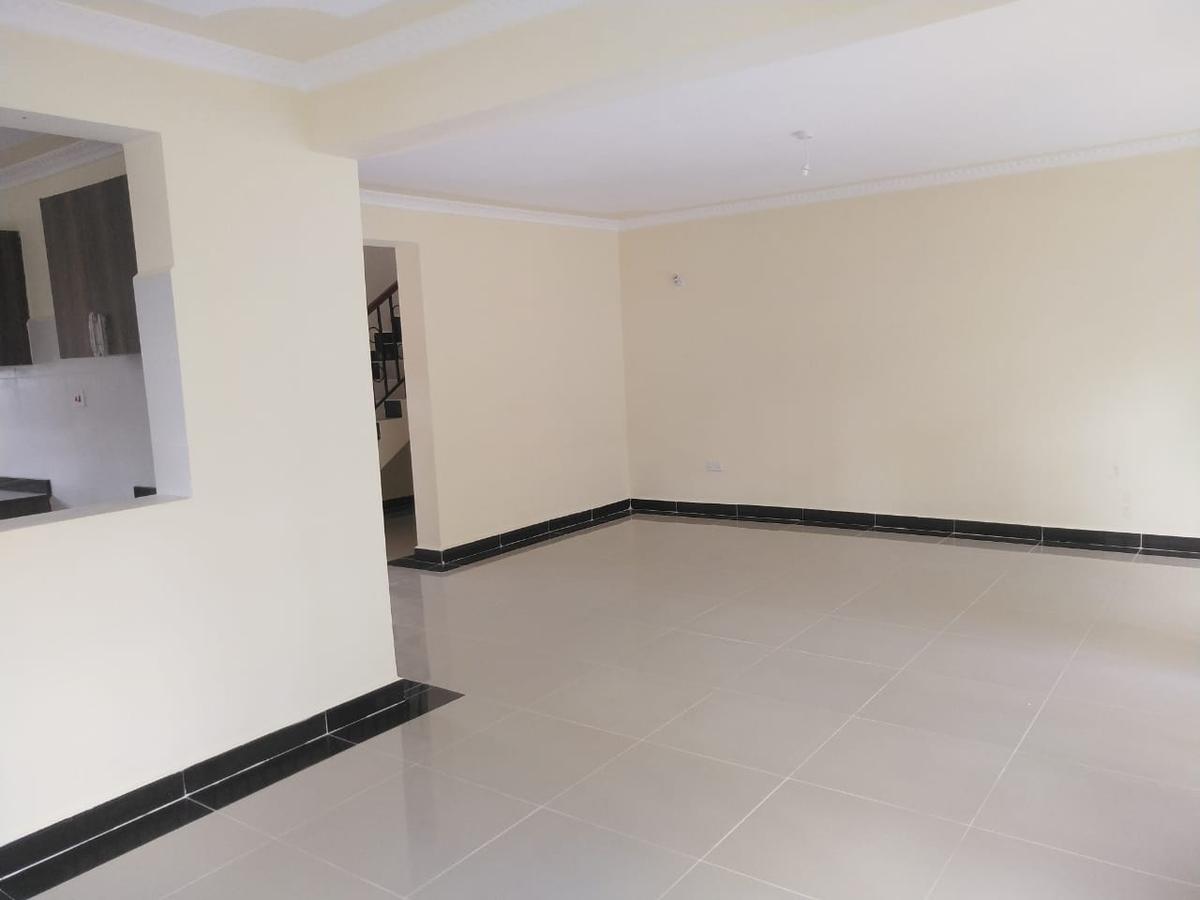 3 Bed House with Swimming Pool in Ngong - 9