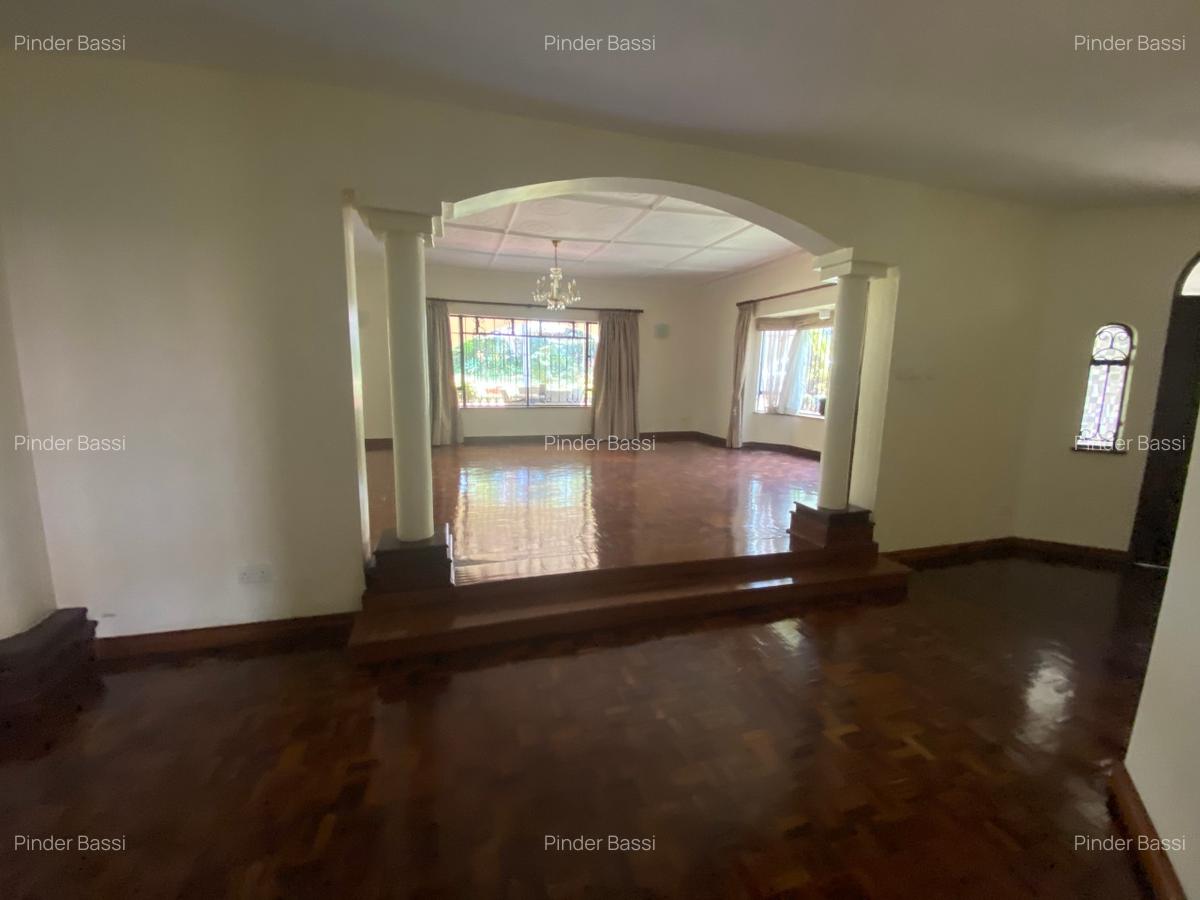 5 Bed House with En Suite at Opp. American Embassy - 14