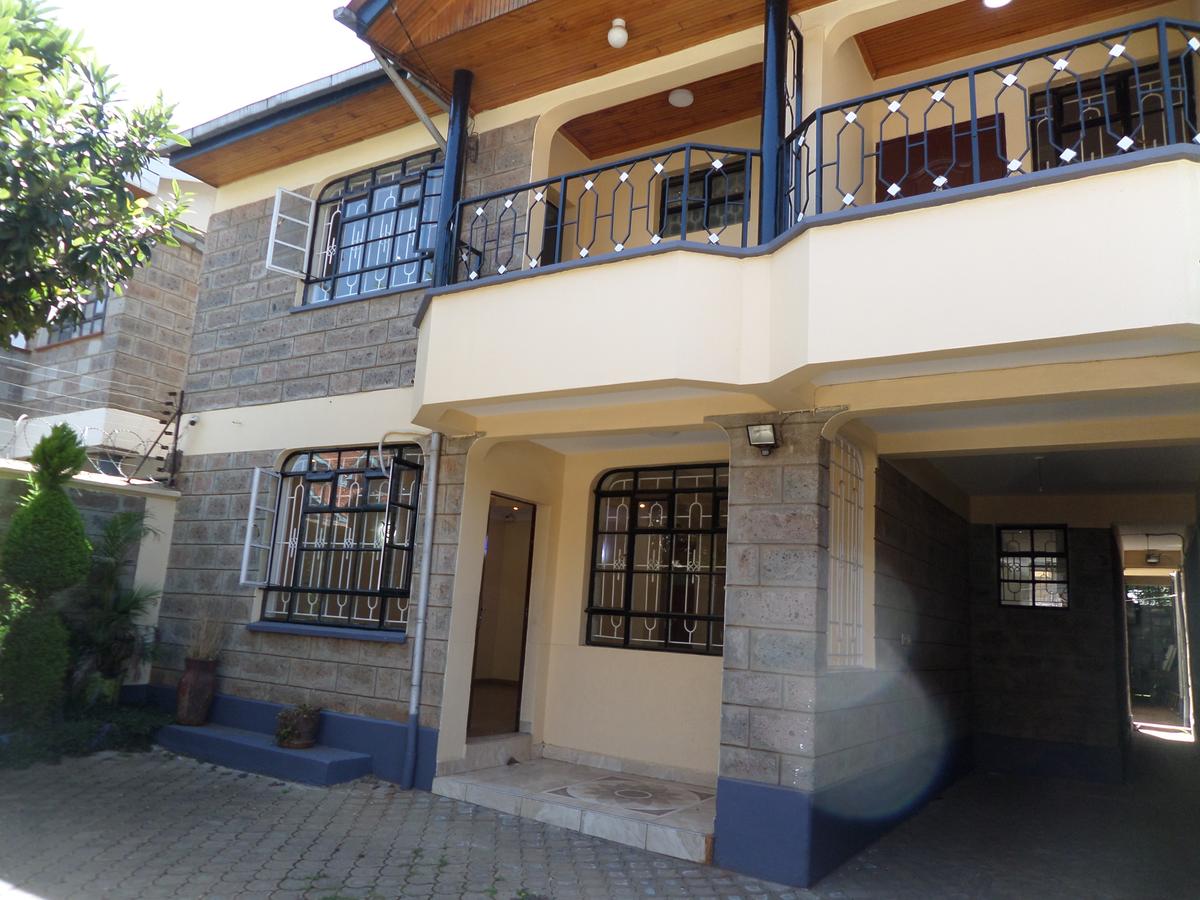 5 Bed Townhouse with En Suite at Mwingi Road - 1