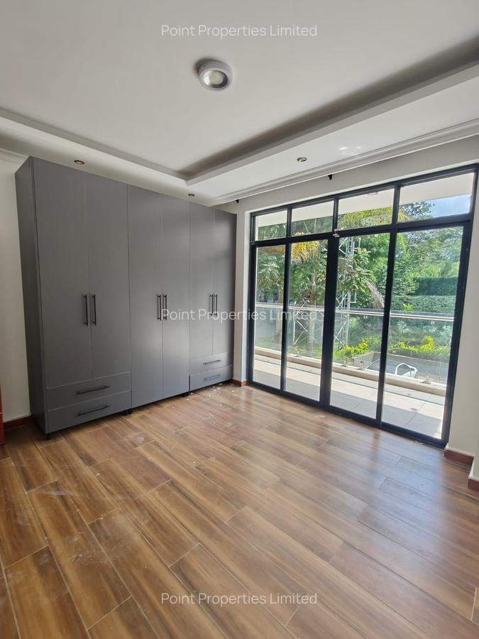 4 Bed Townhouse with En Suite in Karen - 16
