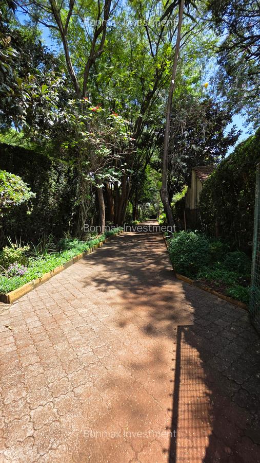 Residential Land at Lavington Green. - 16