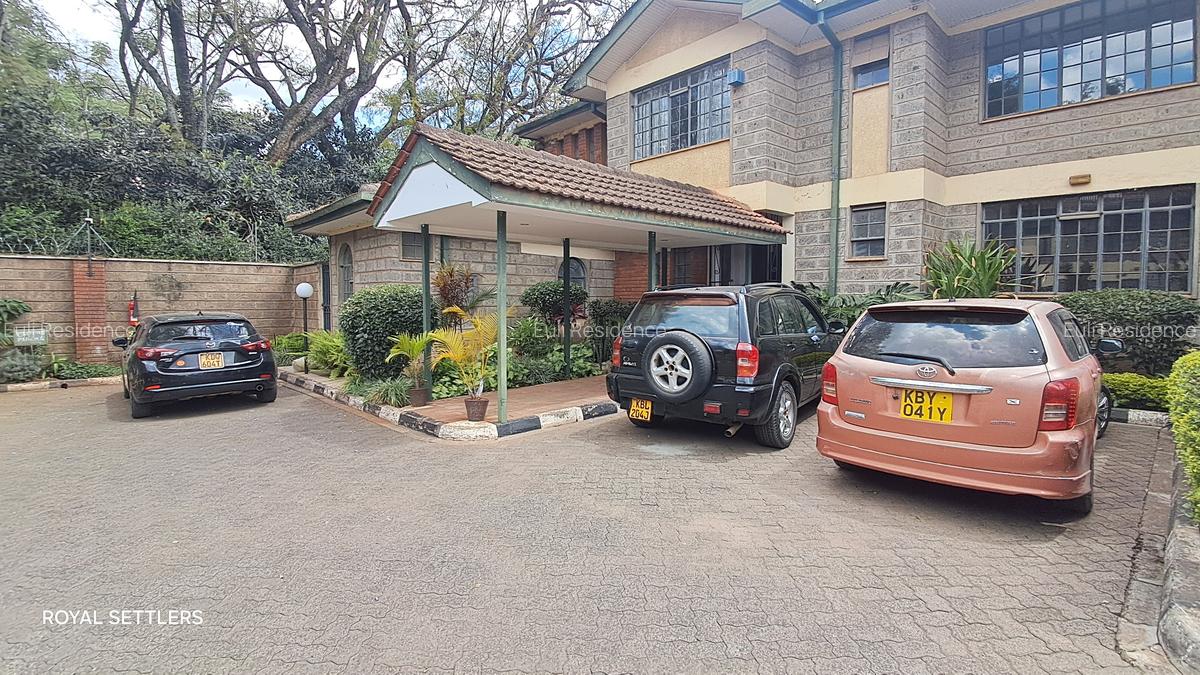 4 Bed Townhouse with En Suite at James Gichuru - 1