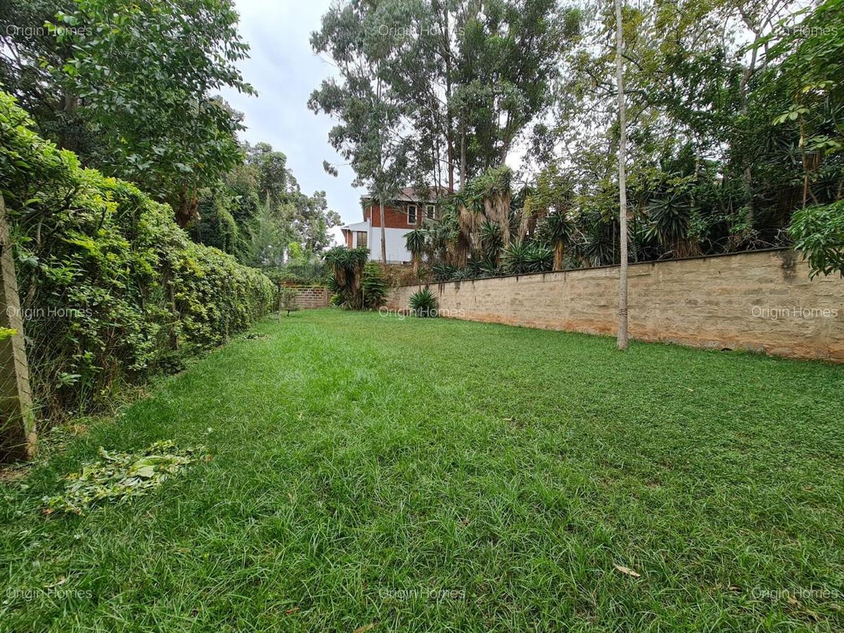 4 Bed Townhouse with En Suite at Westlands - 4