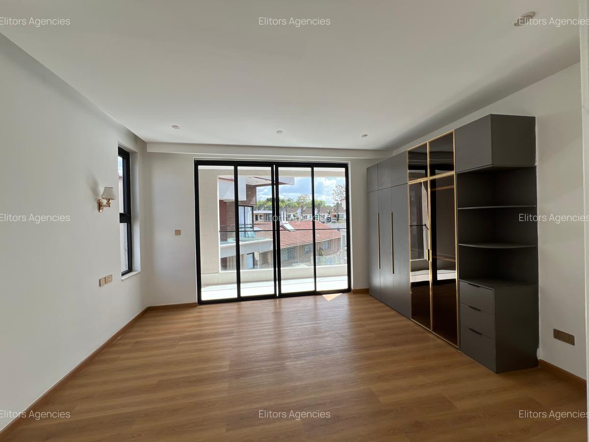 5 Bed Villa with En Suite at Isaac Gathanju Rd - 14