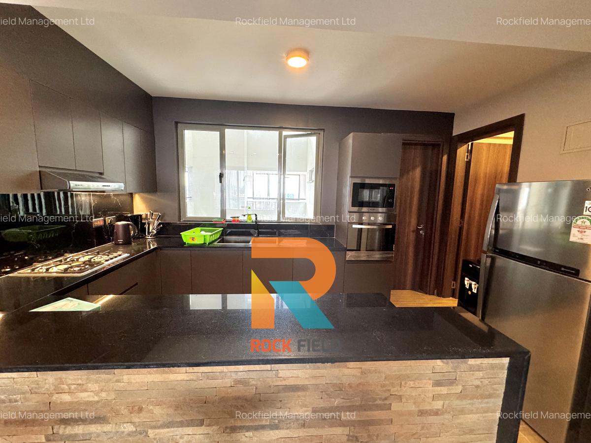 Furnished 3 Bed Apartment with En Suite in Brookside - 6