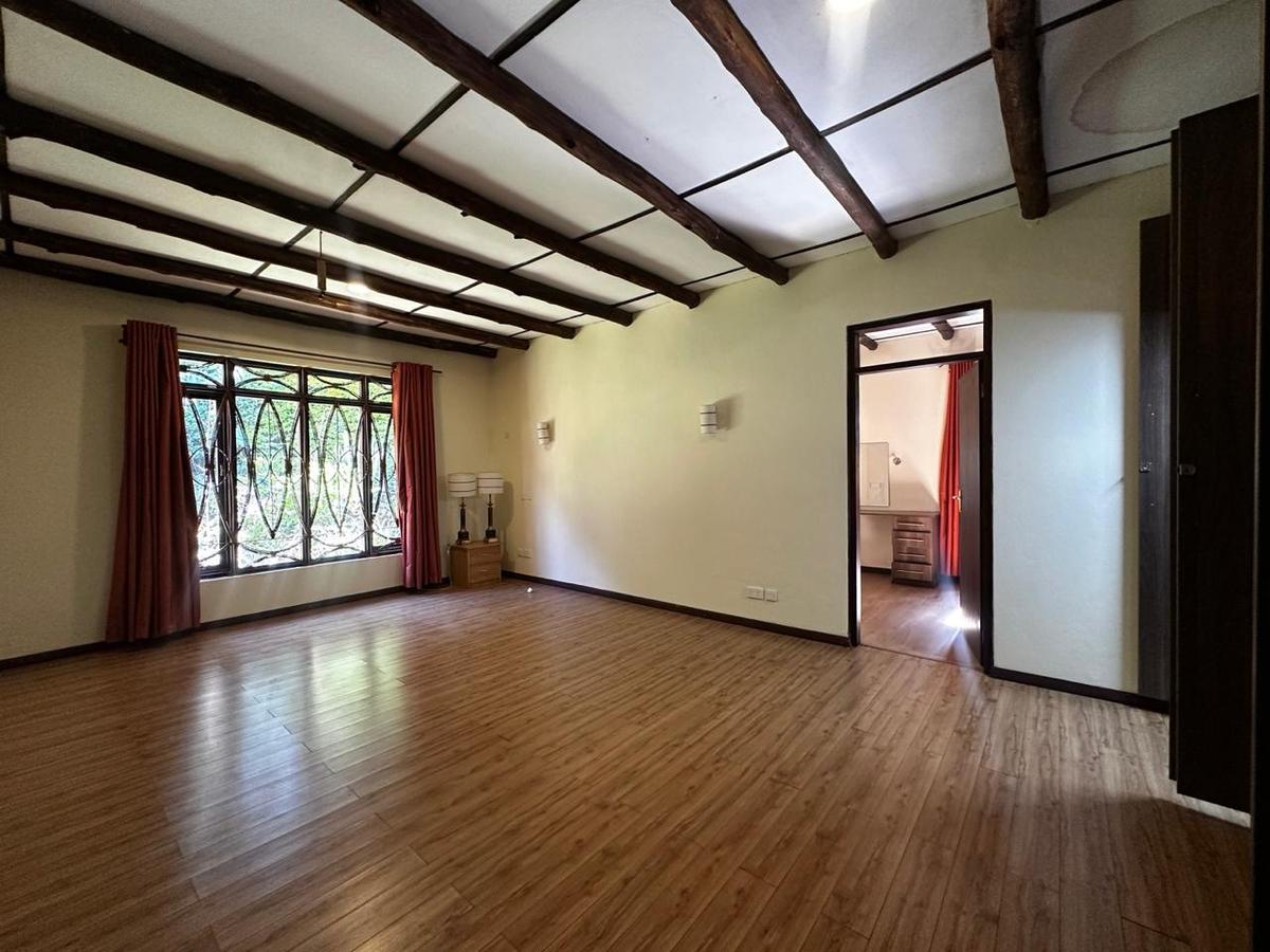 4 Bed House with En Suite in Loresho - 13