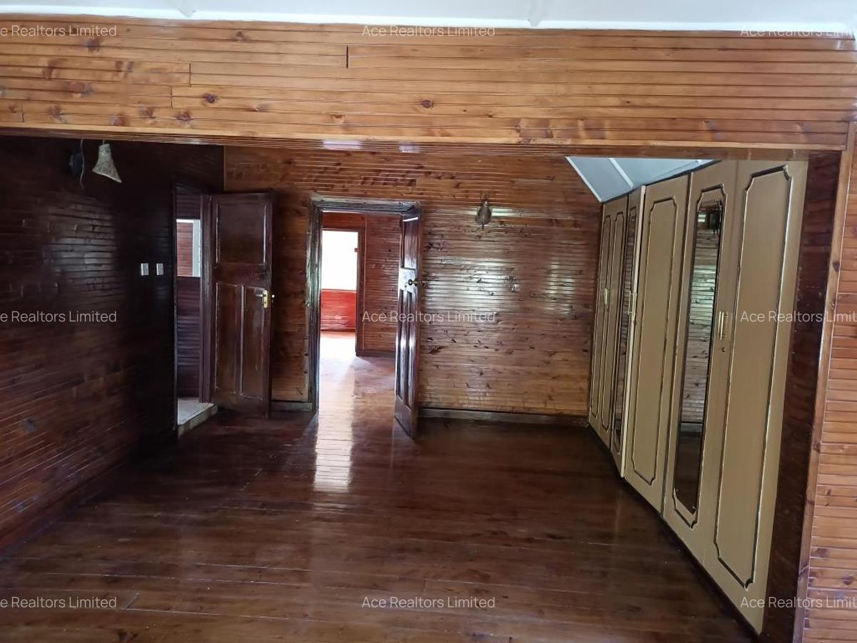 6 Bed Townhouse with En Suite at Muthaiga - 13