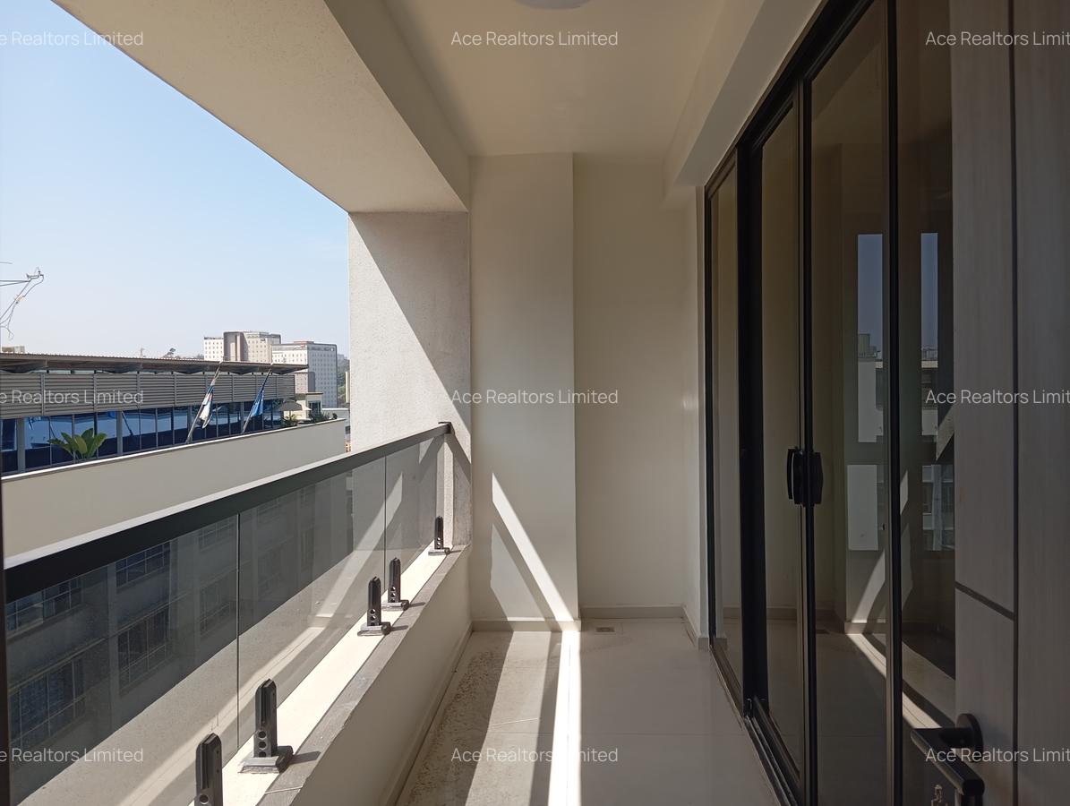 2 Bed Apartment with En Suite at Westlands Road - 16