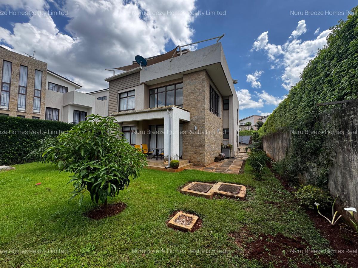 4 Bed Townhouse with En Suite in Runda - 8