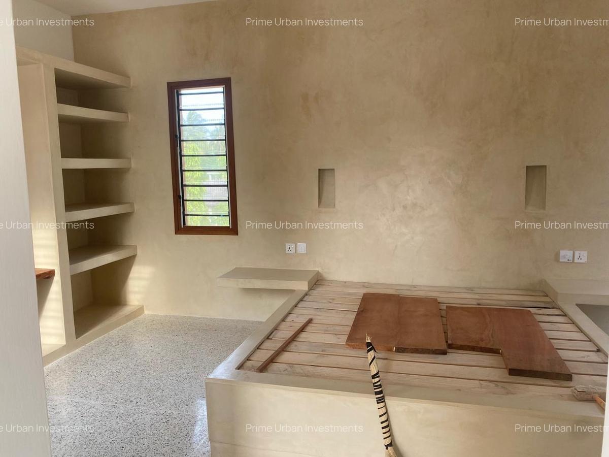 3 Bed House with En Suite in Watamu - 15