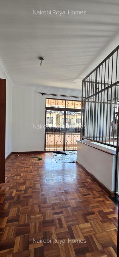 4 Bed Townhouse with En Suite at Lavington Green - 10