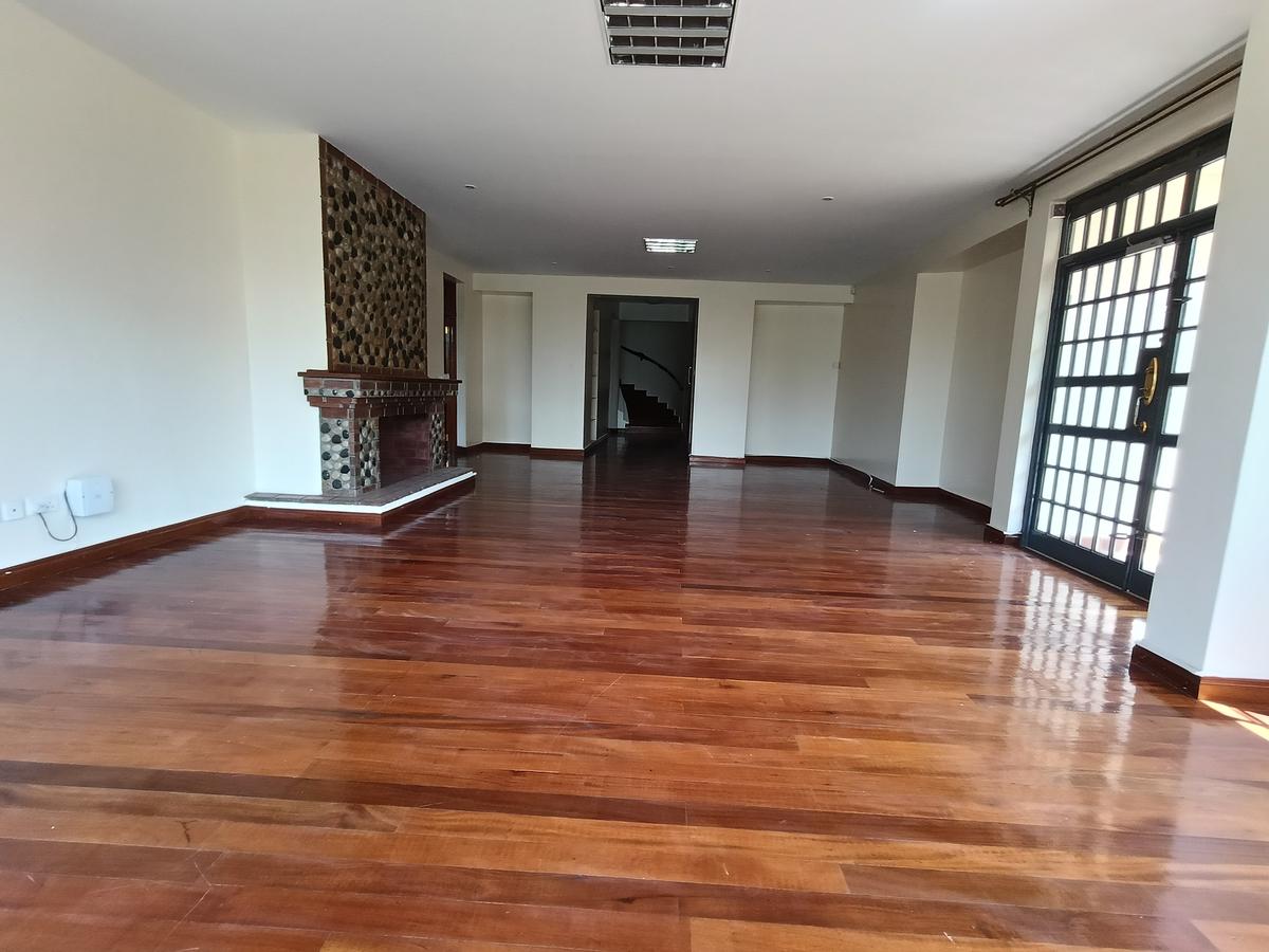6 Bed House with En Suite in Kitisuru - 10