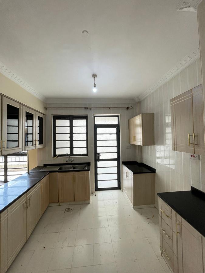 3 Bed Apartment with En Suite in Kileleshwa - 3