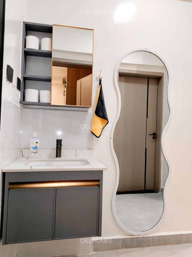 Furnished 2 Bed Apartment with En Suite at Wood Avenue - 10