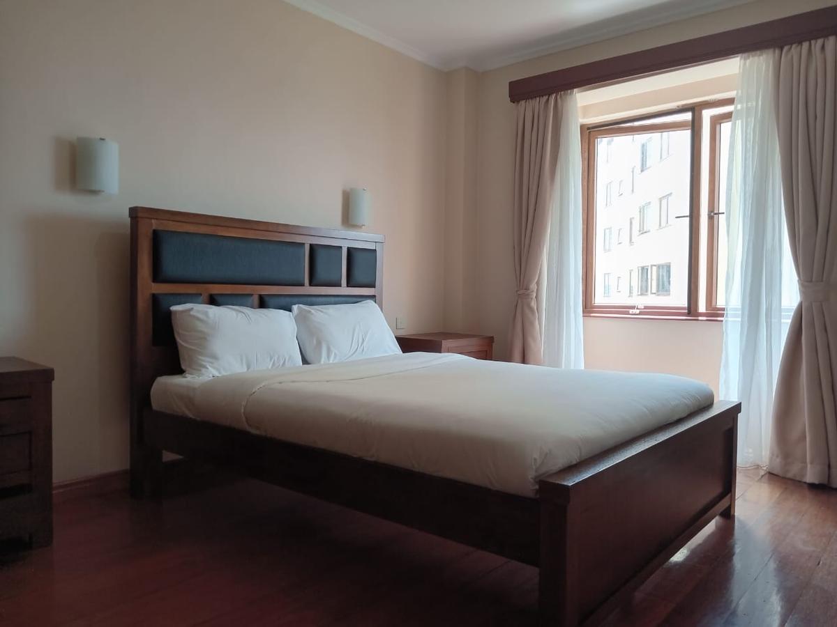 Serviced 2 Bed Apartment with En Suite in Upper Hill - 11