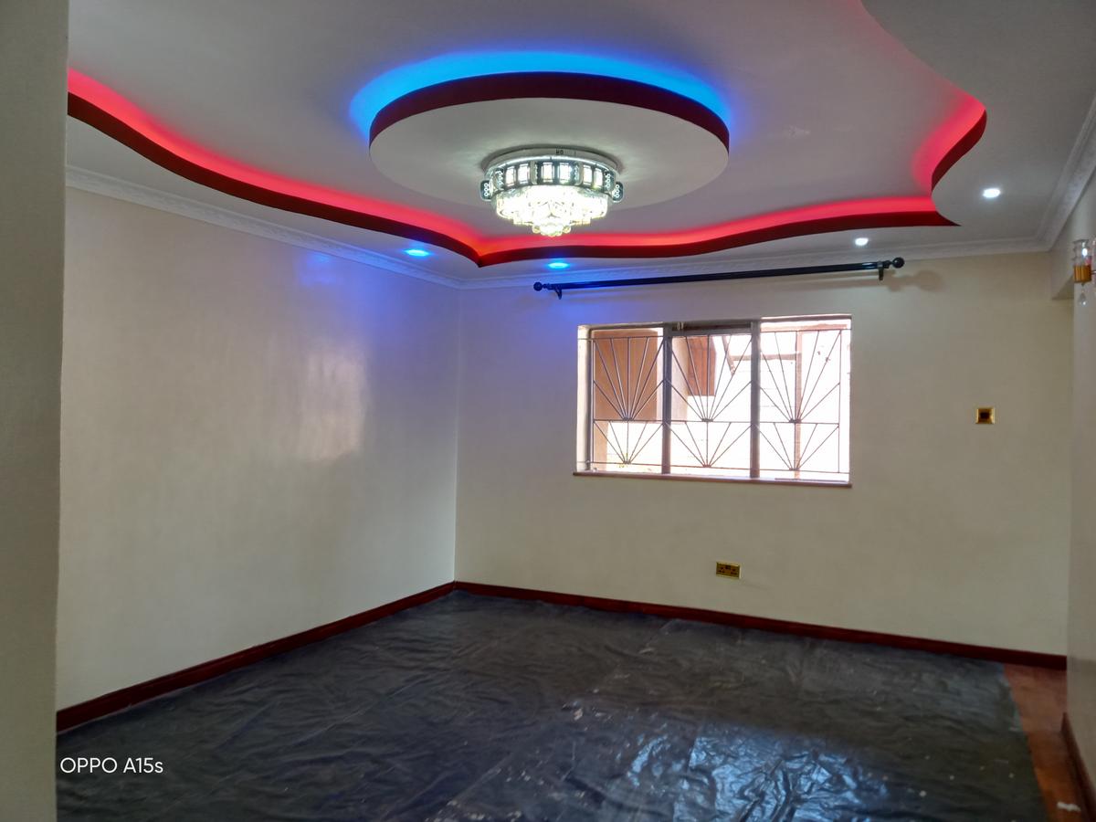 10 Bed House with En Suite in Runda - 3