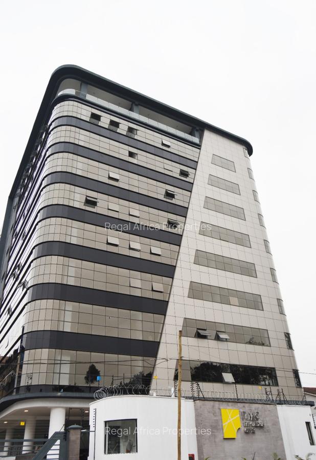 18,200 ft² Office with Backup Generator at 3Rd Parklands Avenue - 1