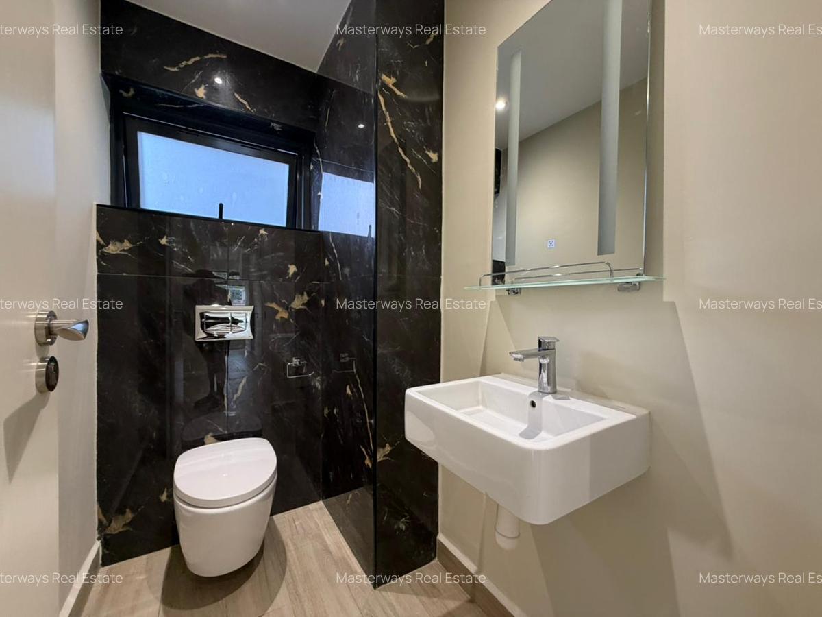 2 Bed Apartment with En Suite in Riverside - 9