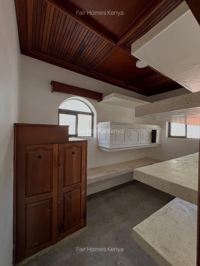 5 Bed House with En Suite at Mandera Road - 13