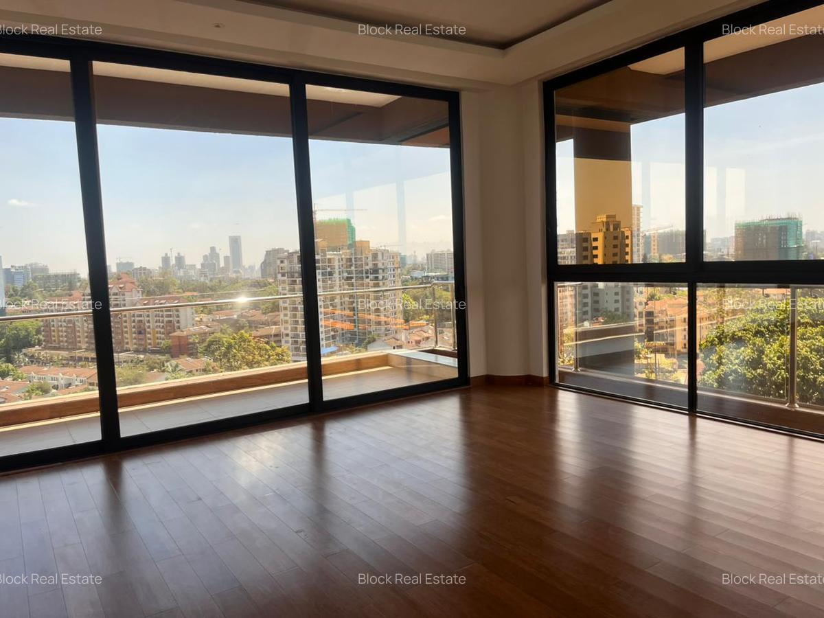 4 Bed Apartment with En Suite in Spring Valley - 4