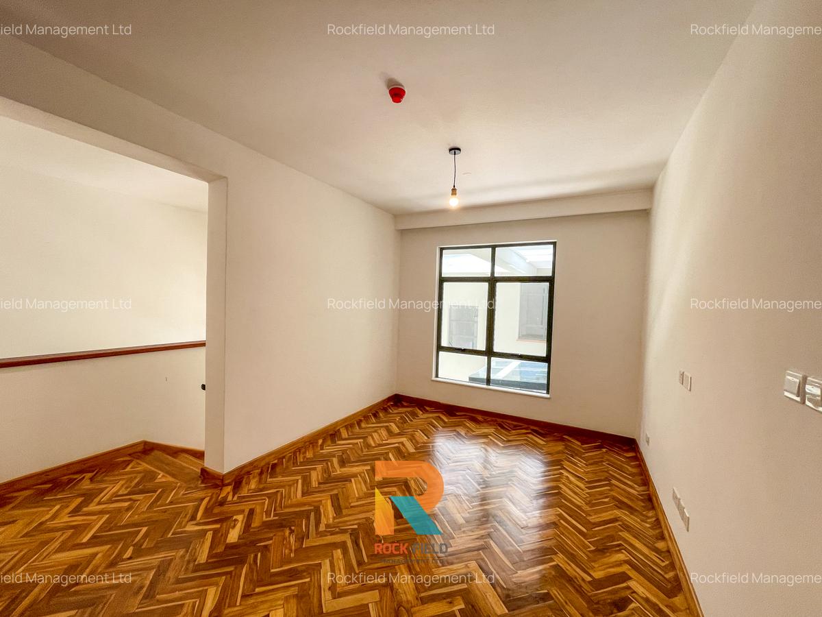 4 Bed Apartment with En Suite at Two Rivers - 11