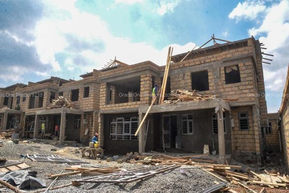 5 Bed Villa with En Suite at Karai - 19