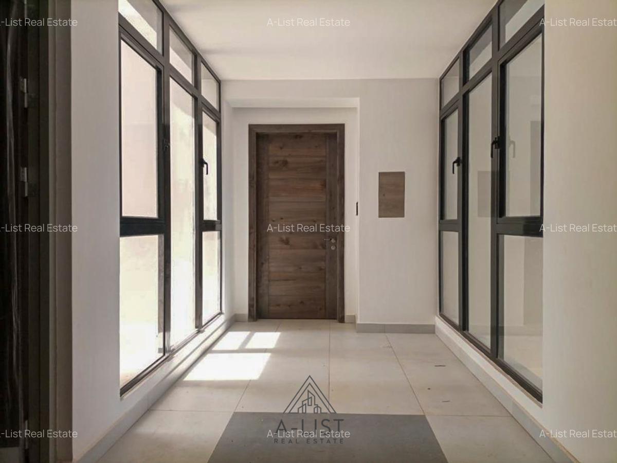 2 Bed Apartment with En Suite at Two Rivers - 8