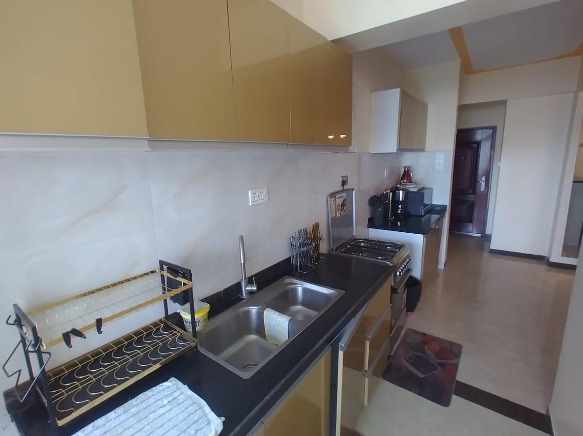 2 Bed Apartment with En Suite at Argwings Kodhek - 11