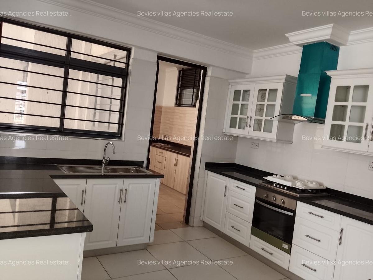 3 Bed Apartment with En Suite in General Mathenge - 8