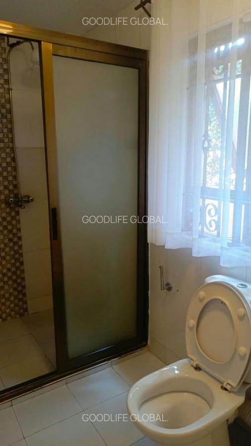 Serviced 2 Bed Apartment with En Suite at Runda - 16