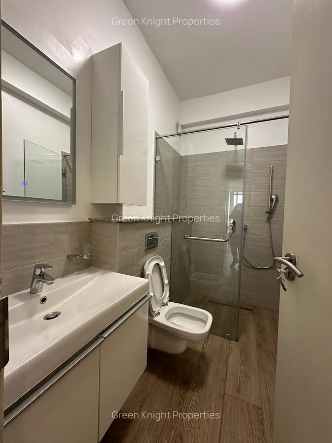 Serviced 3 Bed Apartment with En Suite in Westlands Area - 14