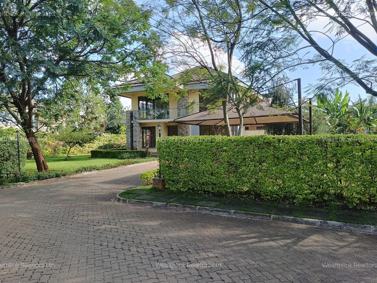 4 Bed Townhouse with Swimming Pool at Ridgeways - 2