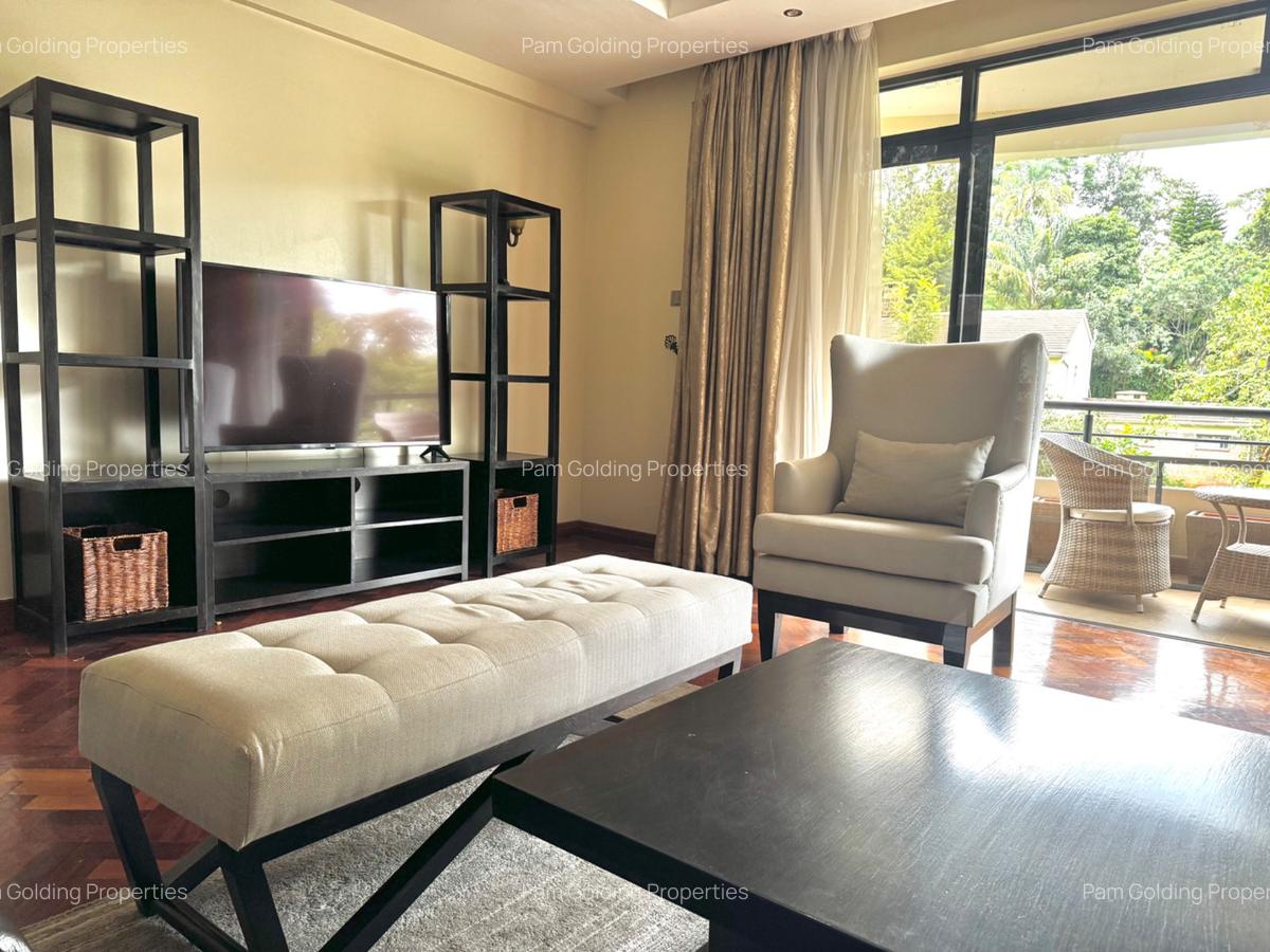 3 Bed Apartment with En Suite in Riverside - 3