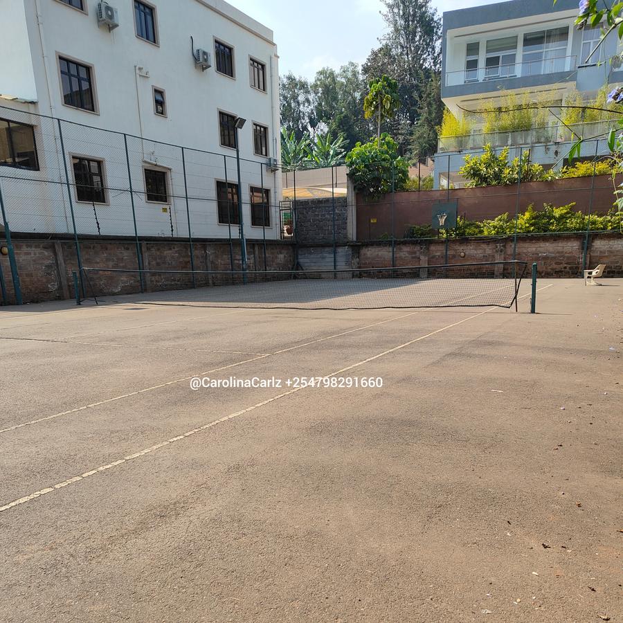 4 Bed Townhouse with En Suite at Brookside Drive - 9